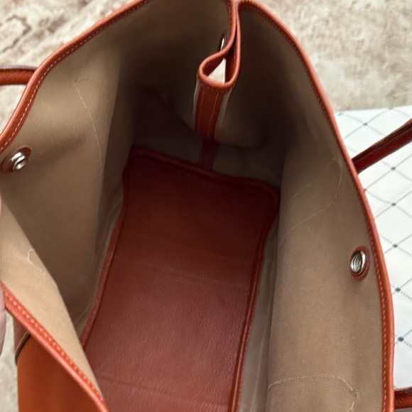 Pre owned Hermes Orange Garden Party MM tote with Hermes silk twilly - Picture 10 of 16